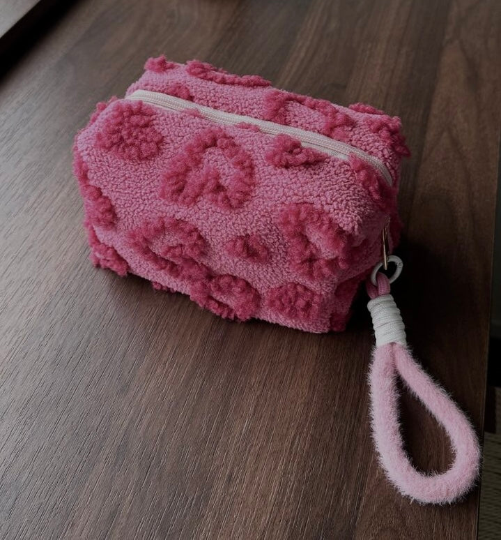 Fluffy Heart Pouch